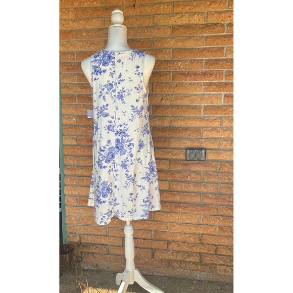 Floral Toile Stretchy Boho Swing Dress W Medium Blue White NWT Sleeveless A-Line - Picture 8 of 11